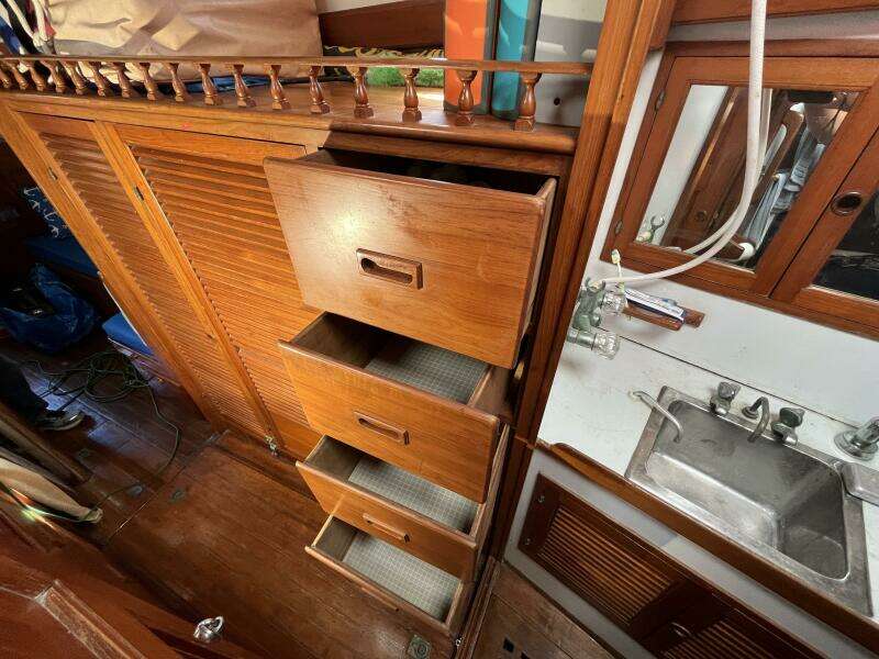 Sans Souci 37ft Tayana Yacht For Sale