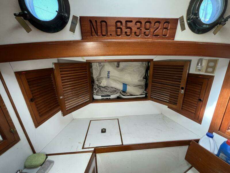 Sans Souci 37ft Tayana Yacht For Sale