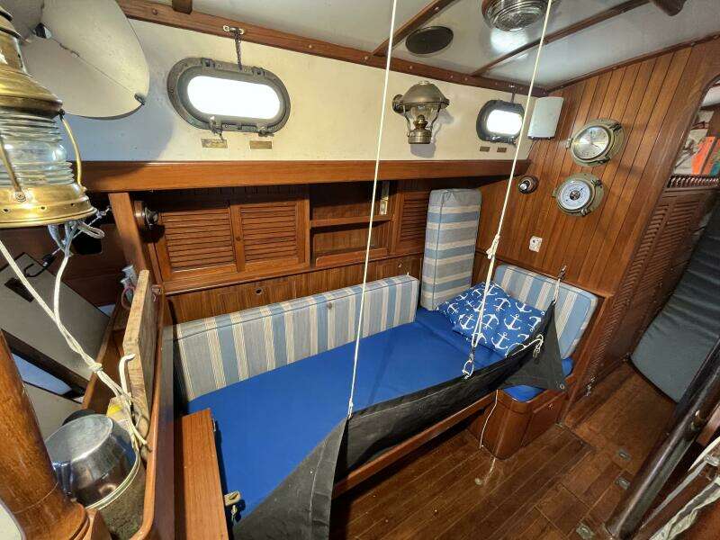 Sans Souci 37ft Tayana Yacht For Sale