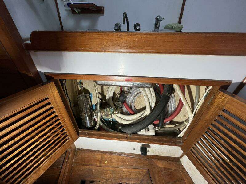 Sans Souci 37ft Tayana Yacht For Sale