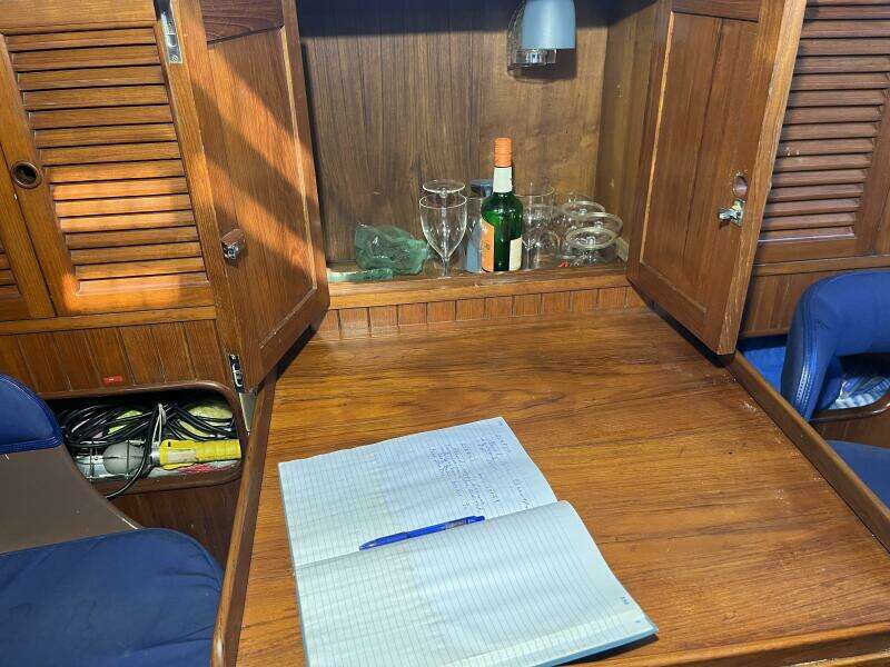 Sans Souci 37ft Tayana Yacht For Sale