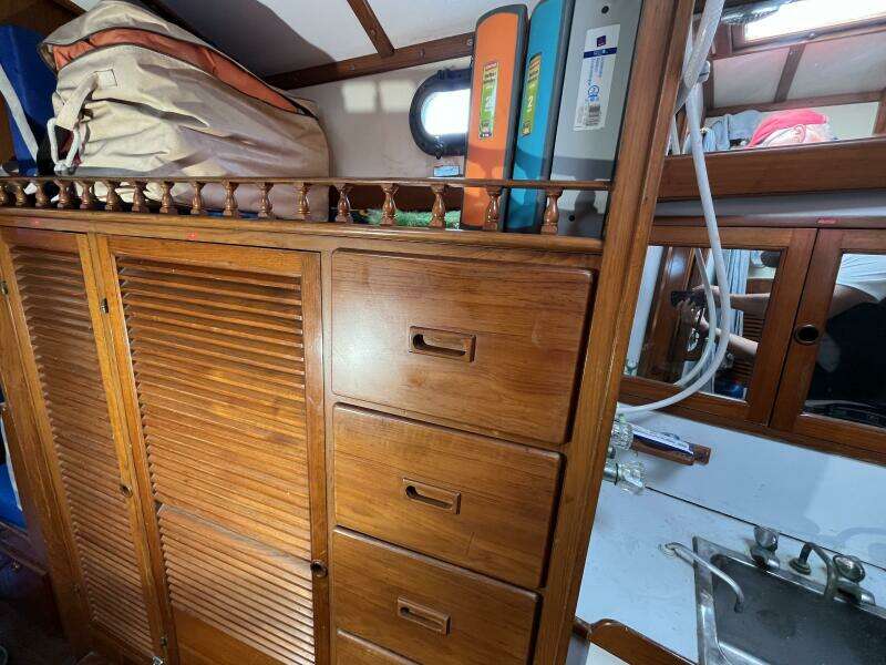 Sans Souci 37ft Tayana Yacht For Sale
