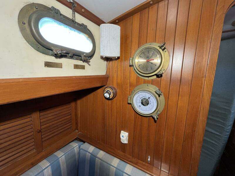 Sans Souci 37ft Tayana Yacht For Sale