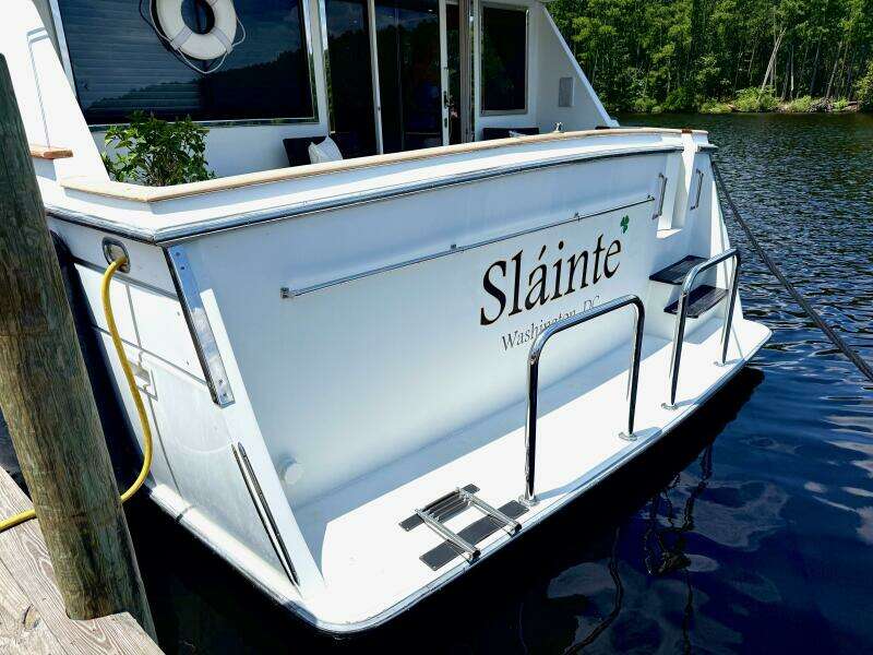 SLAINTE 53ft Tollycraft Yacht For Sale
