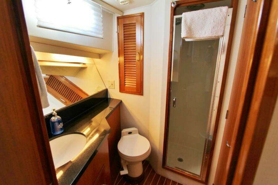 SLAINTE 53ft Tollycraft Yacht For Sale