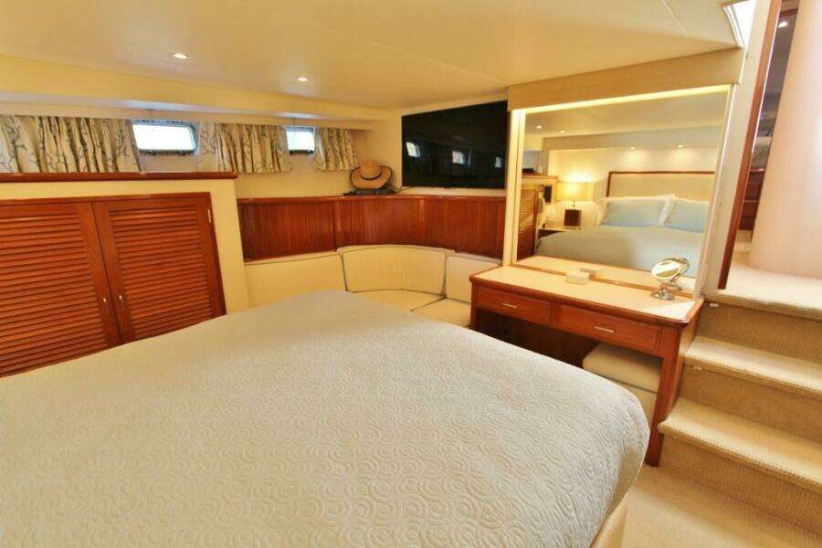 SLAINTE 53ft Tollycraft Yacht For Sale