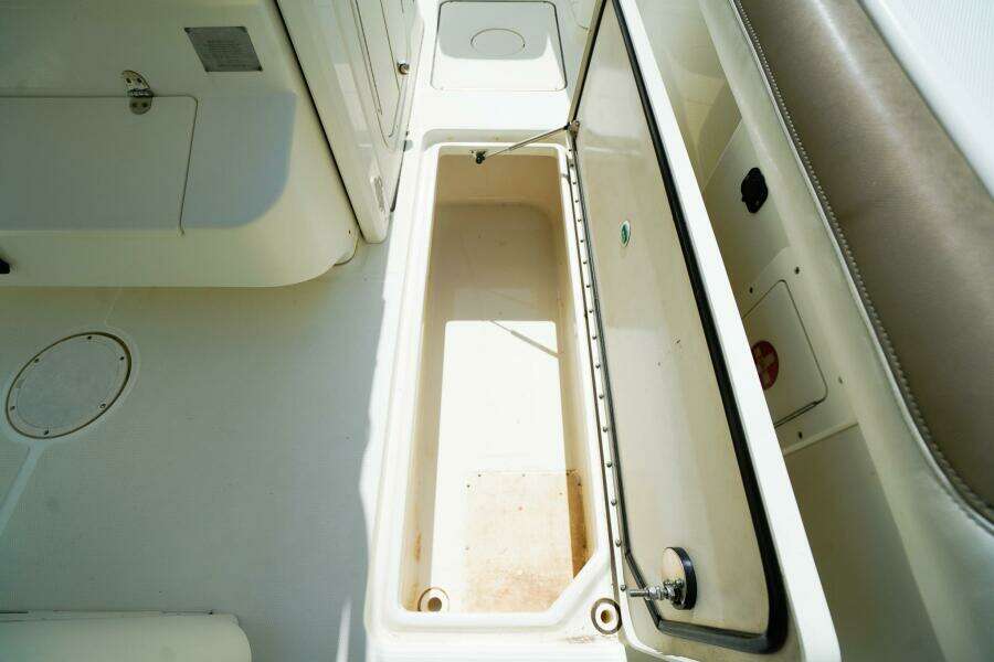 COMPLETE LUNASEA 32ft World Cat Yacht For Sale