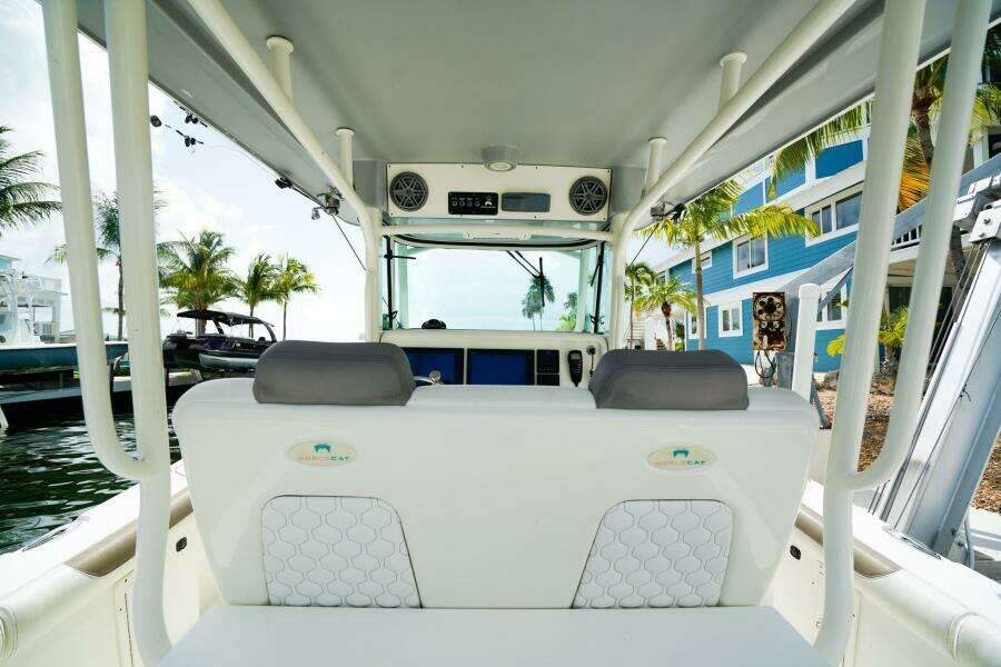 COMPLETE LUNASEA 32ft World Cat Yacht For Sale
