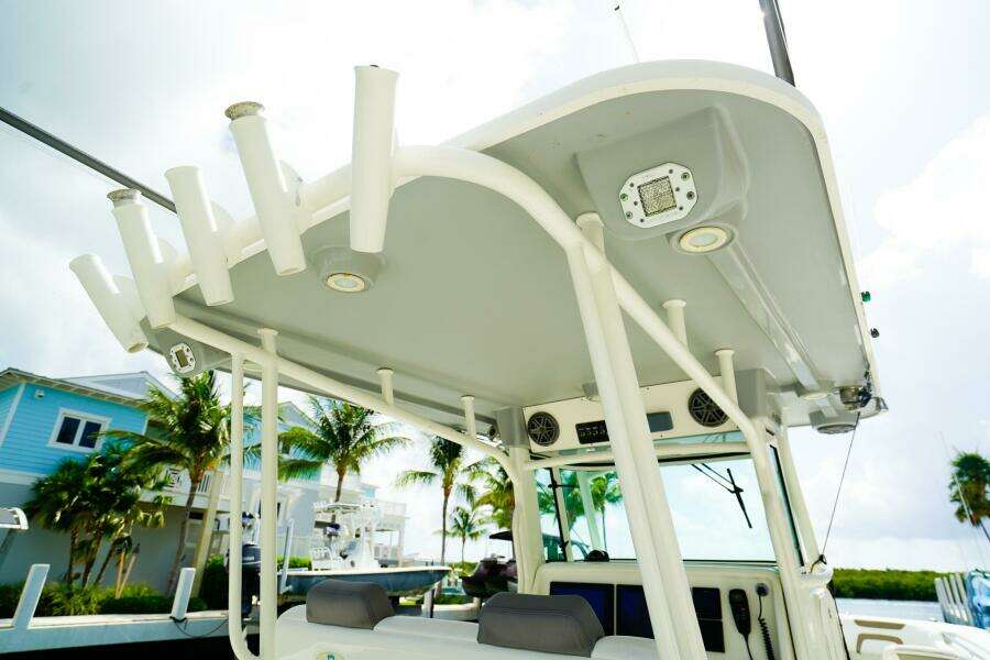 COMPLETE LUNASEA 32ft World Cat Yacht For Sale