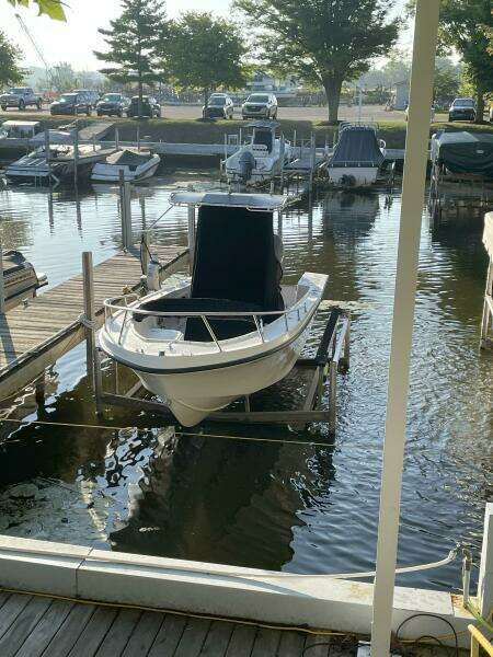22ft Mako Yacht For Sale