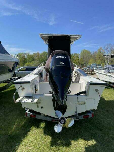22ft Mako Yacht For Sale