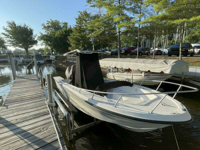 22ft Mako Yacht For Sale