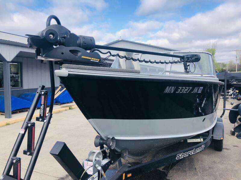 22ft Lund Yacht For Sale