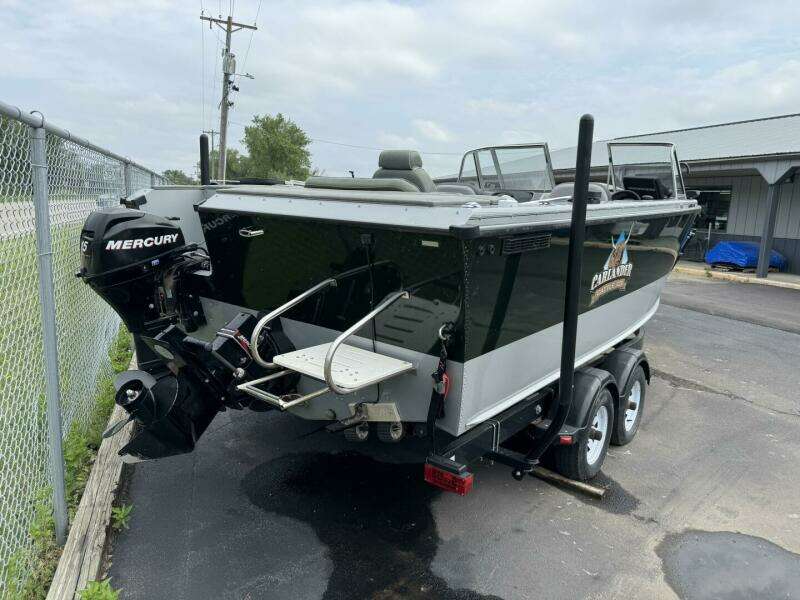 22ft Lund Yacht For Sale