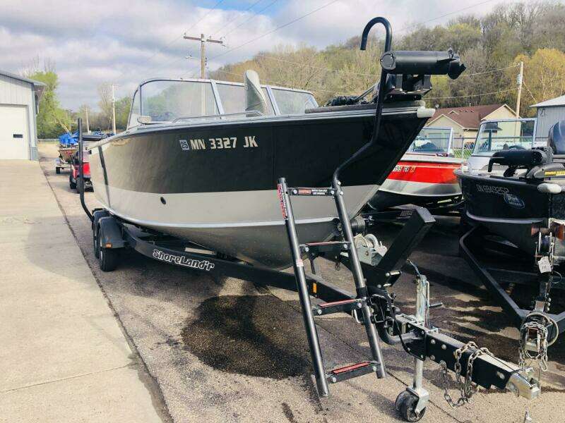 22ft Lund Yacht For Sale