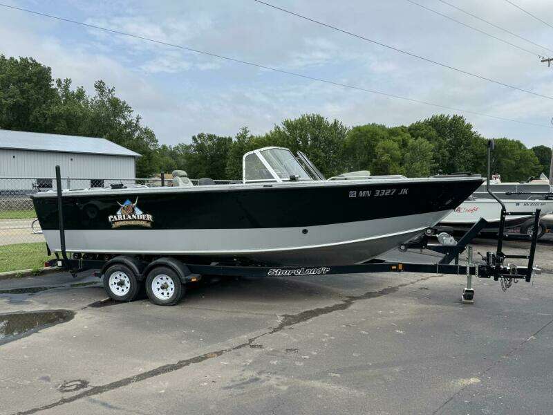 22ft Lund Yacht For Sale