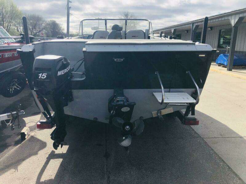 22ft Lund Yacht For Sale