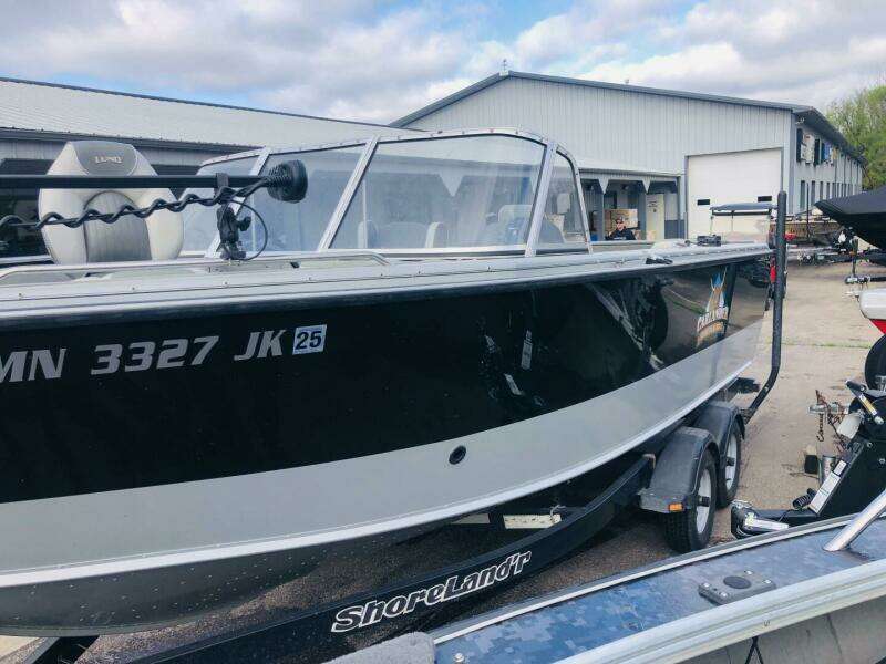 22ft Lund Yacht For Sale