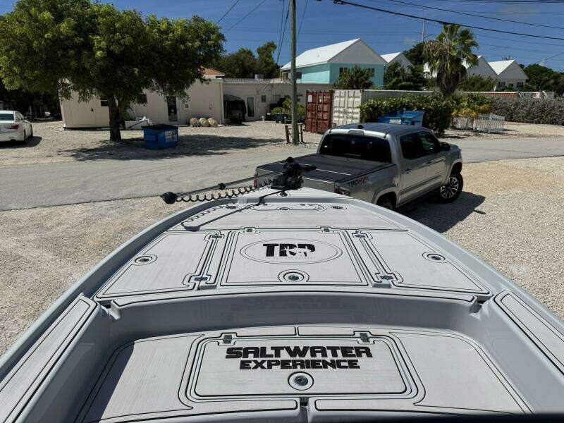 24ft Yellowfin Yacht For Sale