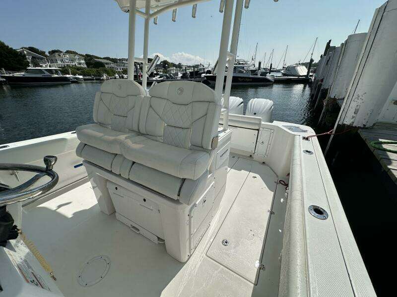 Dawn s Boyz 28ft Edgewater Yacht For Sale