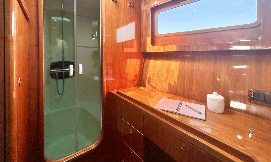 Giramondo 48ft Privilege Yacht For Sale