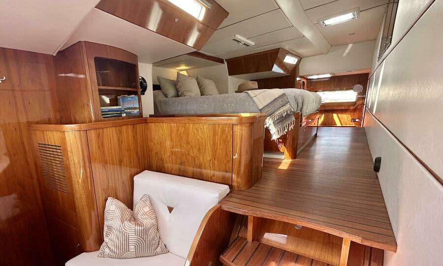 Giramondo 48ft Privilege Yacht For Sale