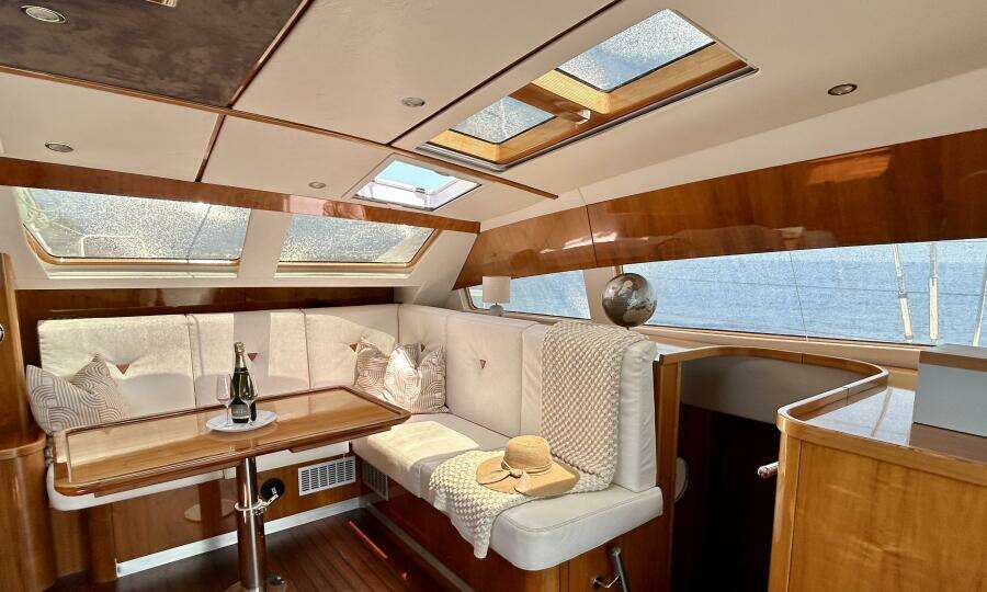 Giramondo 48ft Privilege Yacht For Sale