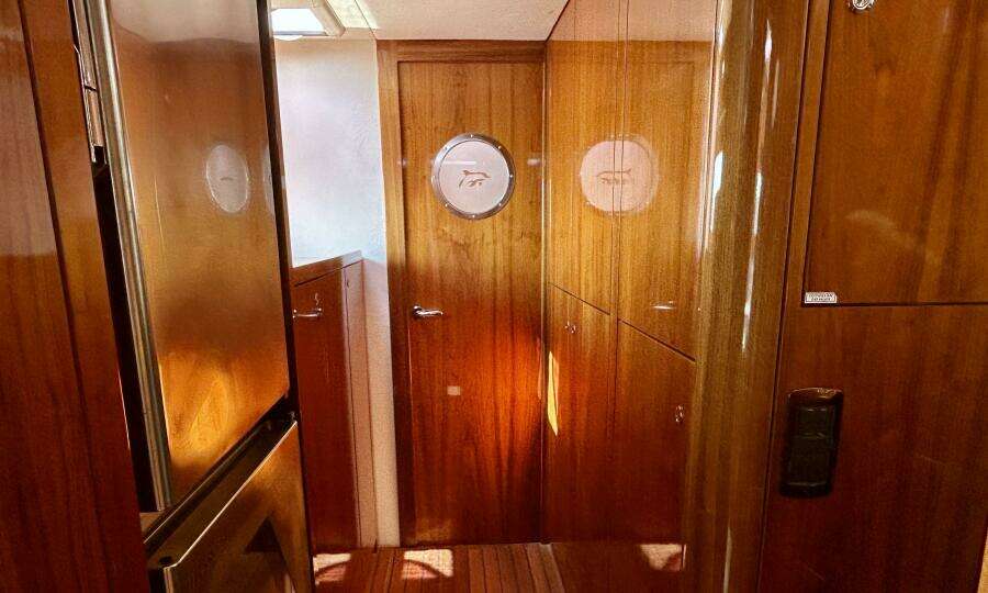 Giramondo 48ft Privilege Yacht For Sale