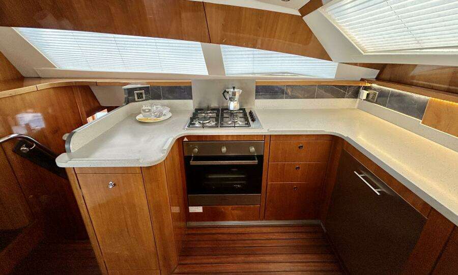Giramondo 48ft Privilege Yacht For Sale