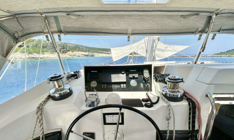 Giramondo 48ft Privilege Yacht For Sale