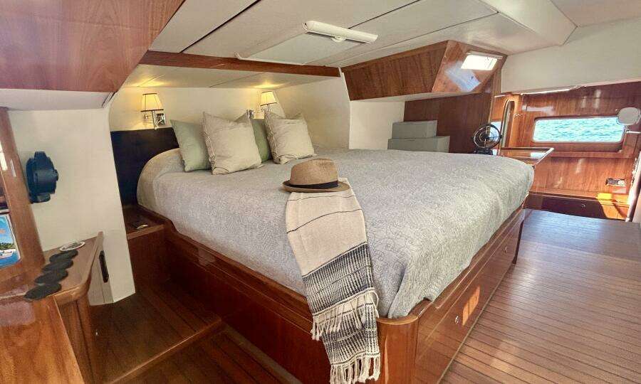 Giramondo 48ft Privilege Yacht For Sale