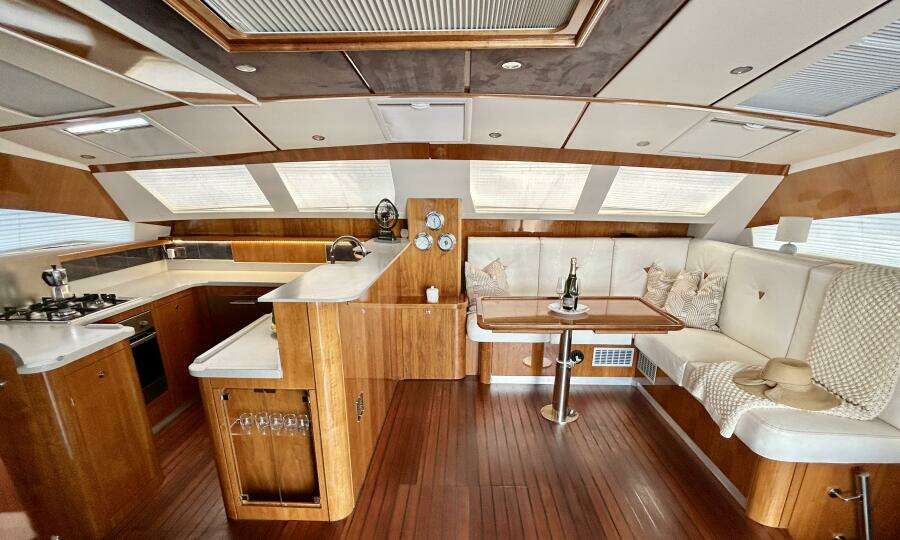 Giramondo 48ft Privilege Yacht For Sale