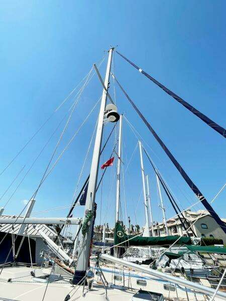 Rocinante 37ft Island Packet Yacht For Sale
