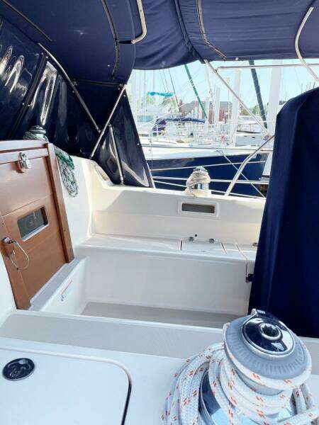 Rocinante 37ft Island Packet Yacht For Sale