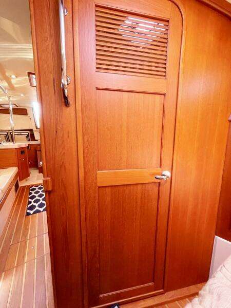 Rocinante 37ft Island Packet Yacht For Sale