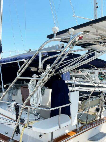Rocinante 37ft Island Packet Yacht For Sale