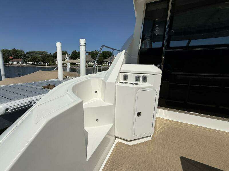 Livin  La Vitta 2 45ft Cruisers Yachts Yacht For Sale