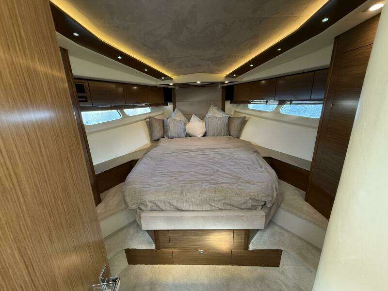 Livin  La Vitta 2 45ft Cruisers Yachts Yacht For Sale