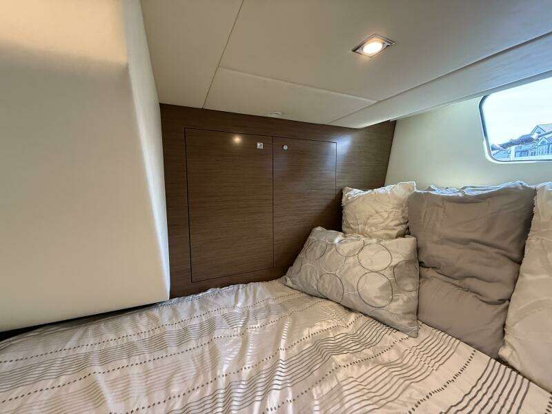 Livin  La Vitta 2 45ft Cruisers Yachts Yacht For Sale