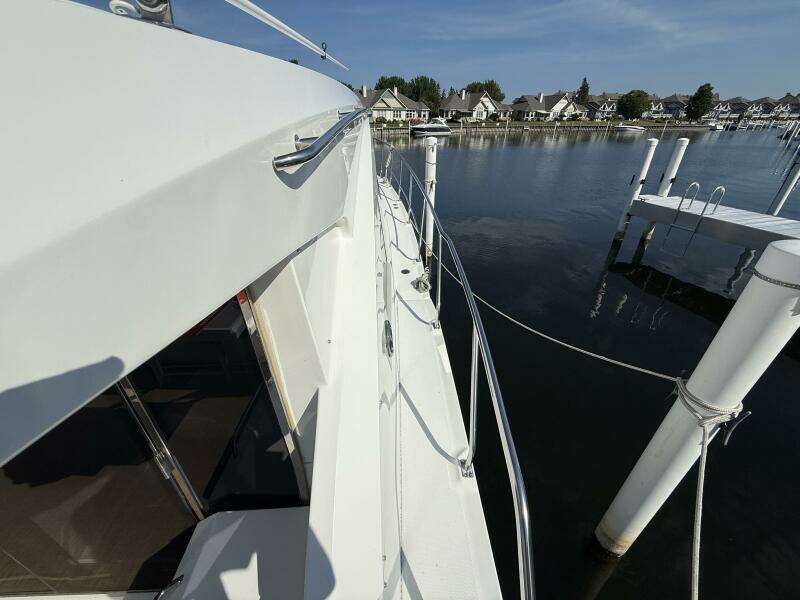 Livin  La Vitta 2 45ft Cruisers Yachts Yacht For Sale