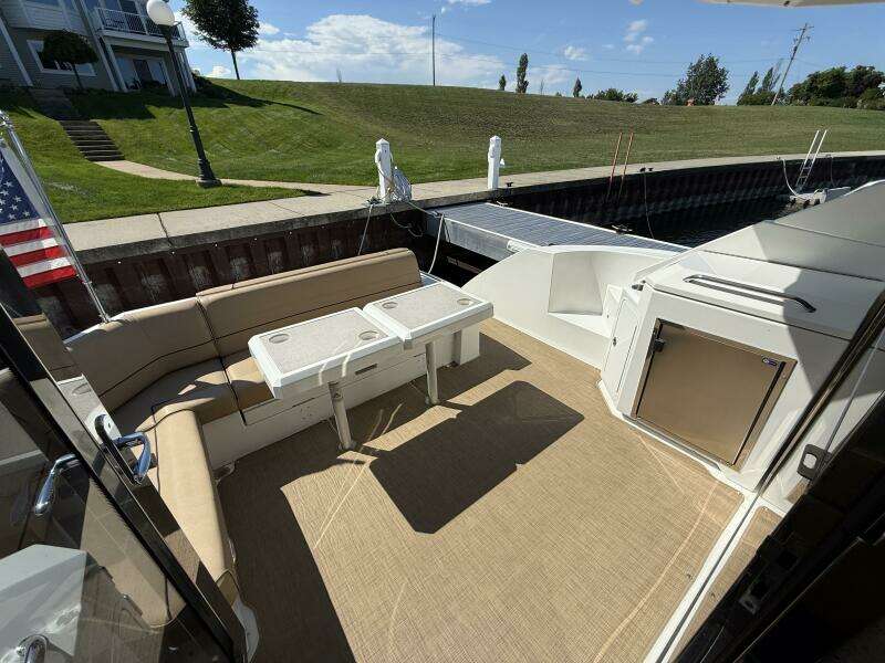 Livin  La Vitta 2 45ft Cruisers Yachts Yacht For Sale