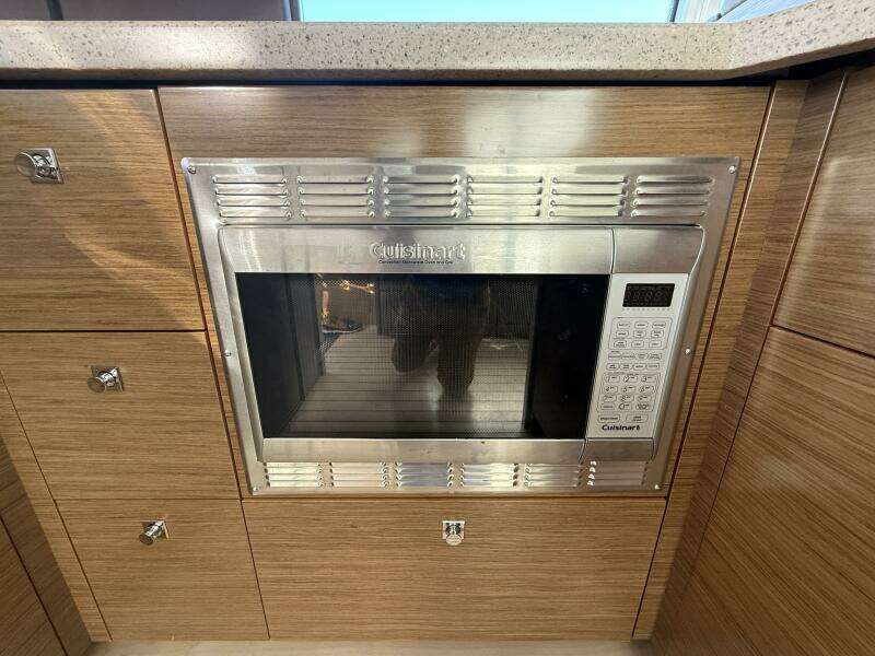 Livin  La Vitta 2 45ft Cruisers Yachts Yacht For Sale