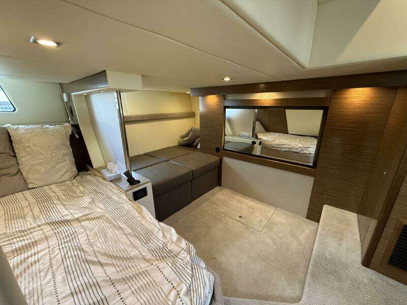 Livin  La Vitta 2 45ft Cruisers Yachts Yacht For Sale