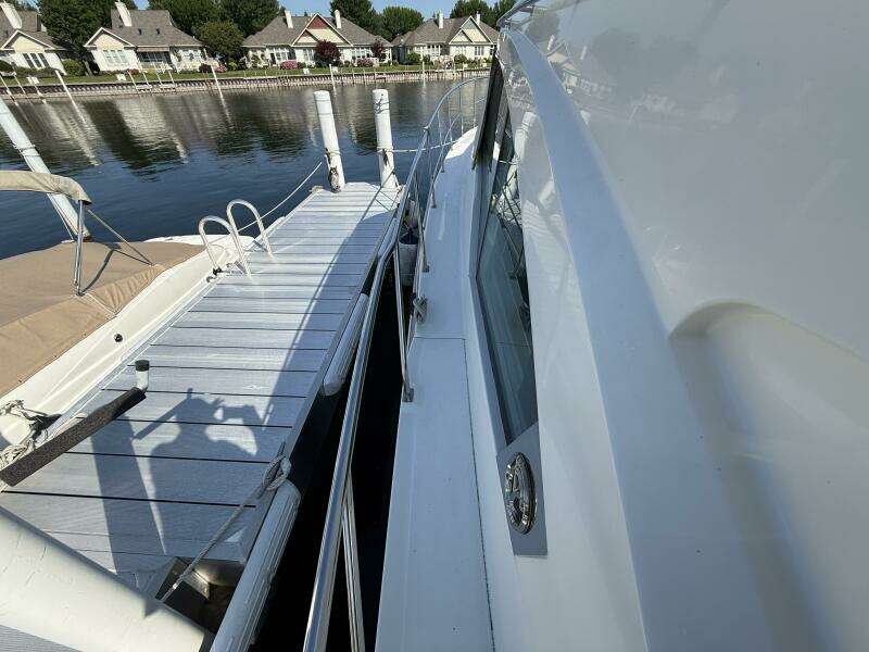 Livin  La Vitta 2 45ft Cruisers Yachts Yacht For Sale