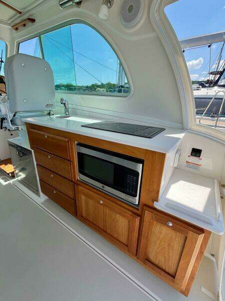 Mr  Sandman 34ft Back Cove Yacht For Sale