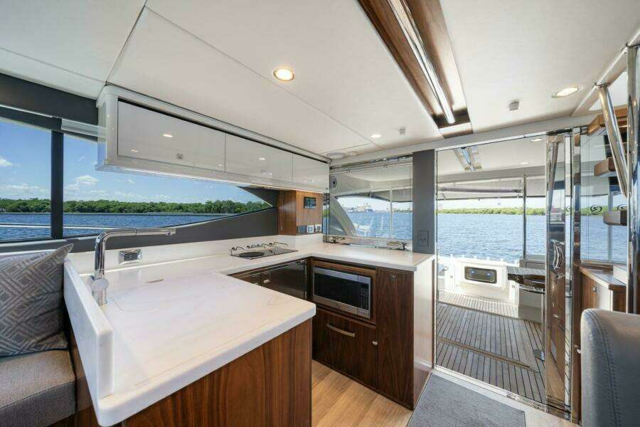 46ft Riviera Yacht For Sale