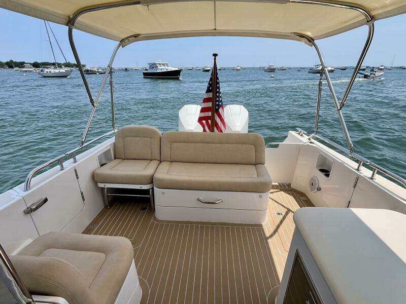 Waterlee 35ft MJM Yacht For Sale