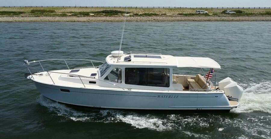 Waterlee 35ft MJM Yacht For Sale