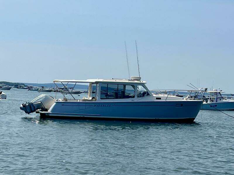 Waterlee 35ft MJM Yacht For Sale
