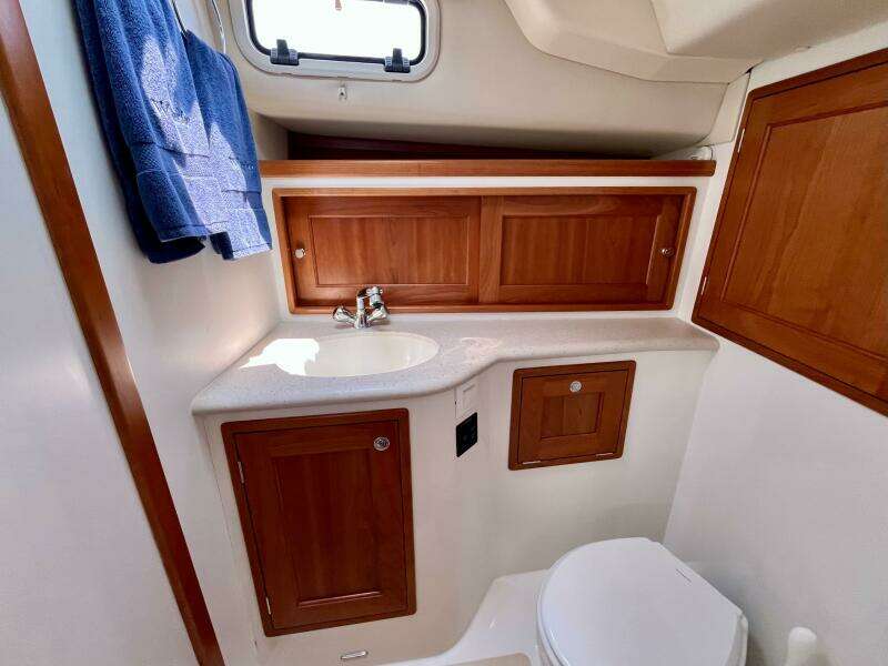 Waterlee 35ft MJM Yacht For Sale